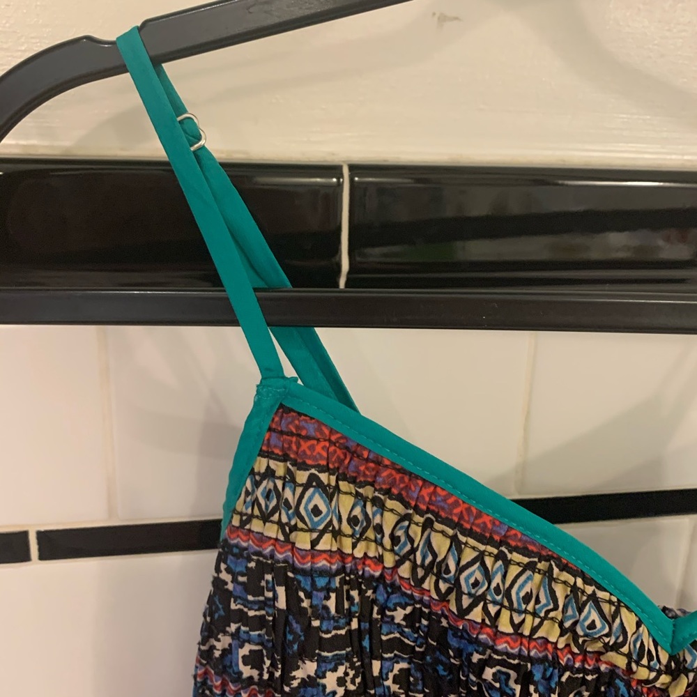 Boho-inspired multi-colored dress - Picture 4 of 6